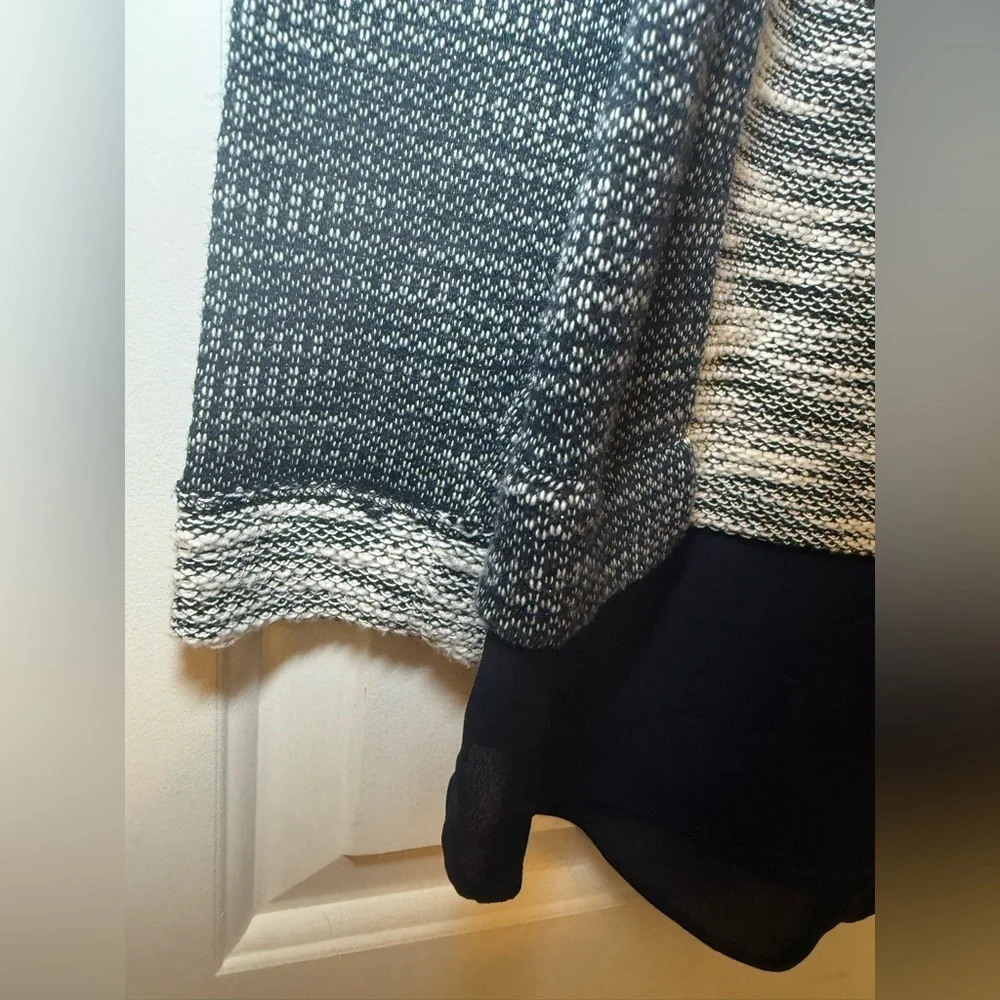 Two By Vince Camuto 2 In 1 Sweater Navy Silver & White Tweed Medium Preppy